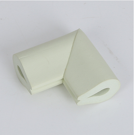 Захист на гострі кути меблів. Пляшково білий. (00119)