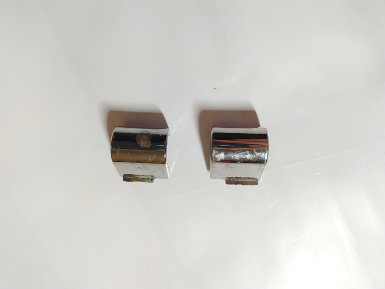 Acer Packard Bell EasyNote LM81 заглушки на петлі бу