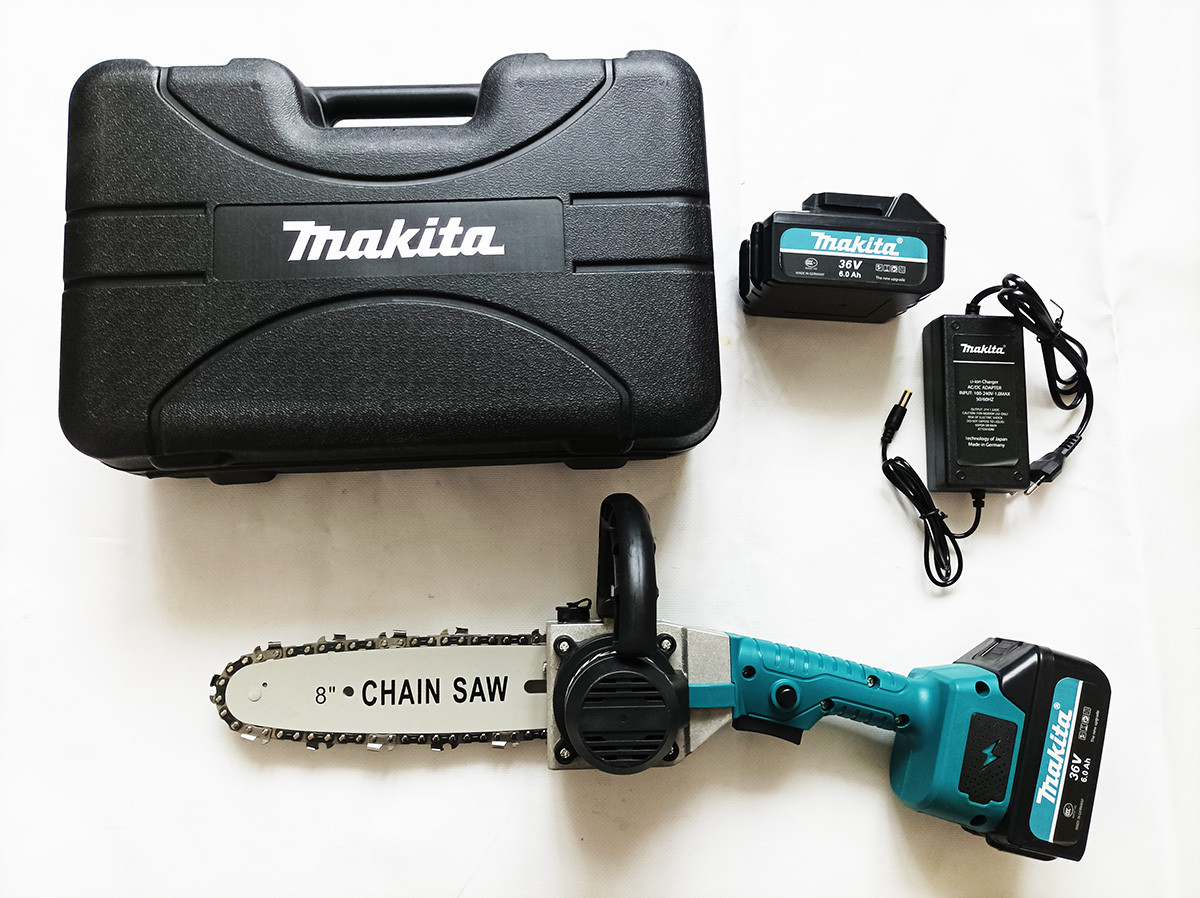 Акумуляторна пила Makita (2 акумулятори 36 V, 6 A)