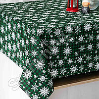 Новорічна водовідштовхуюча скатертина бавовняна WATER PROFF 180*220 см на обідній стіл "Сніжинка зелена"