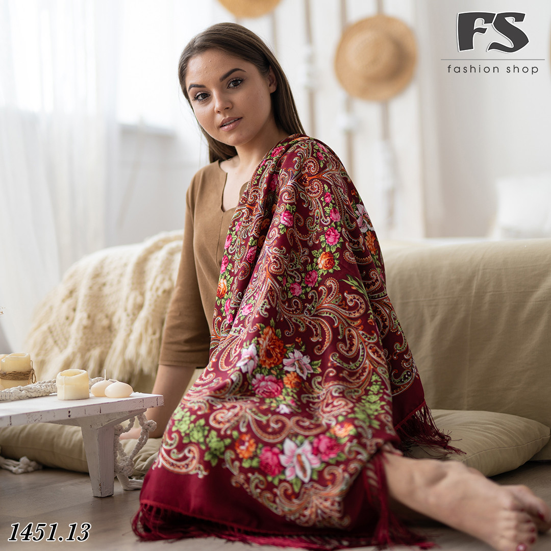 Класична бордова народна хустина з густими китицями Гармонія Квітів