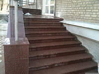 Сходи з граніту