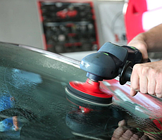 Полірування автомобільного та меблевого скла