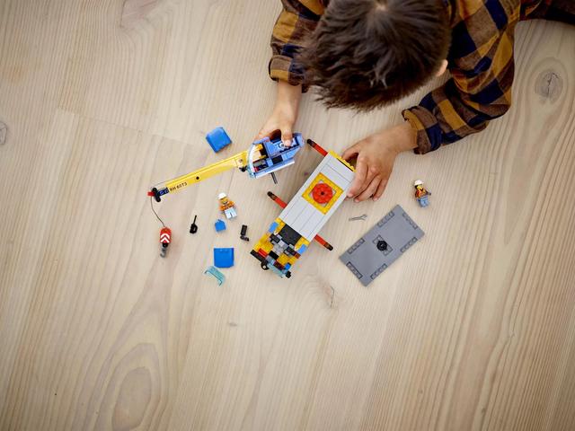 Lego City LEGO 60324 Пересувний кран Конструктор лего сіті 