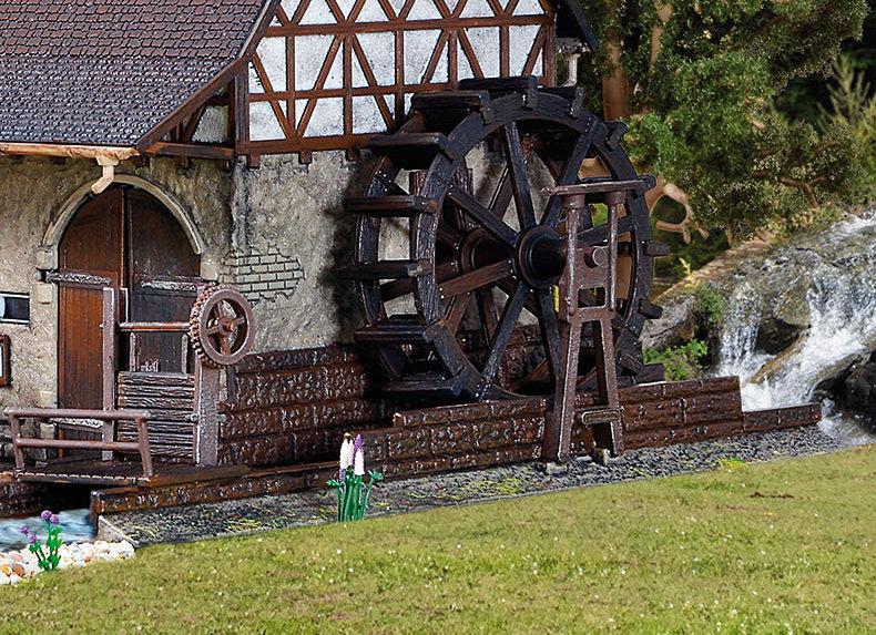 Збірна модель водяного колеса з водяного млина, масштабу H0,1:87