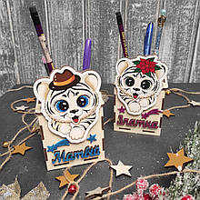 Стакан для ручок "Новорічні Зайчики". Іменний подарунок для школярів