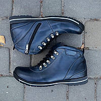 Легкие и удобные ботинки для мужчин. Синие зимние кроссовки Minardi