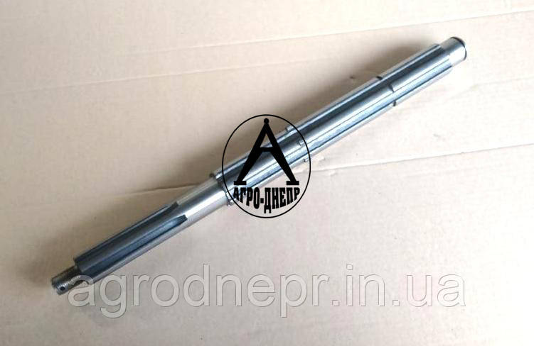 14.37.301-4 Вал реверсу КПП проміжний Т-25 старого зразка, фото 1