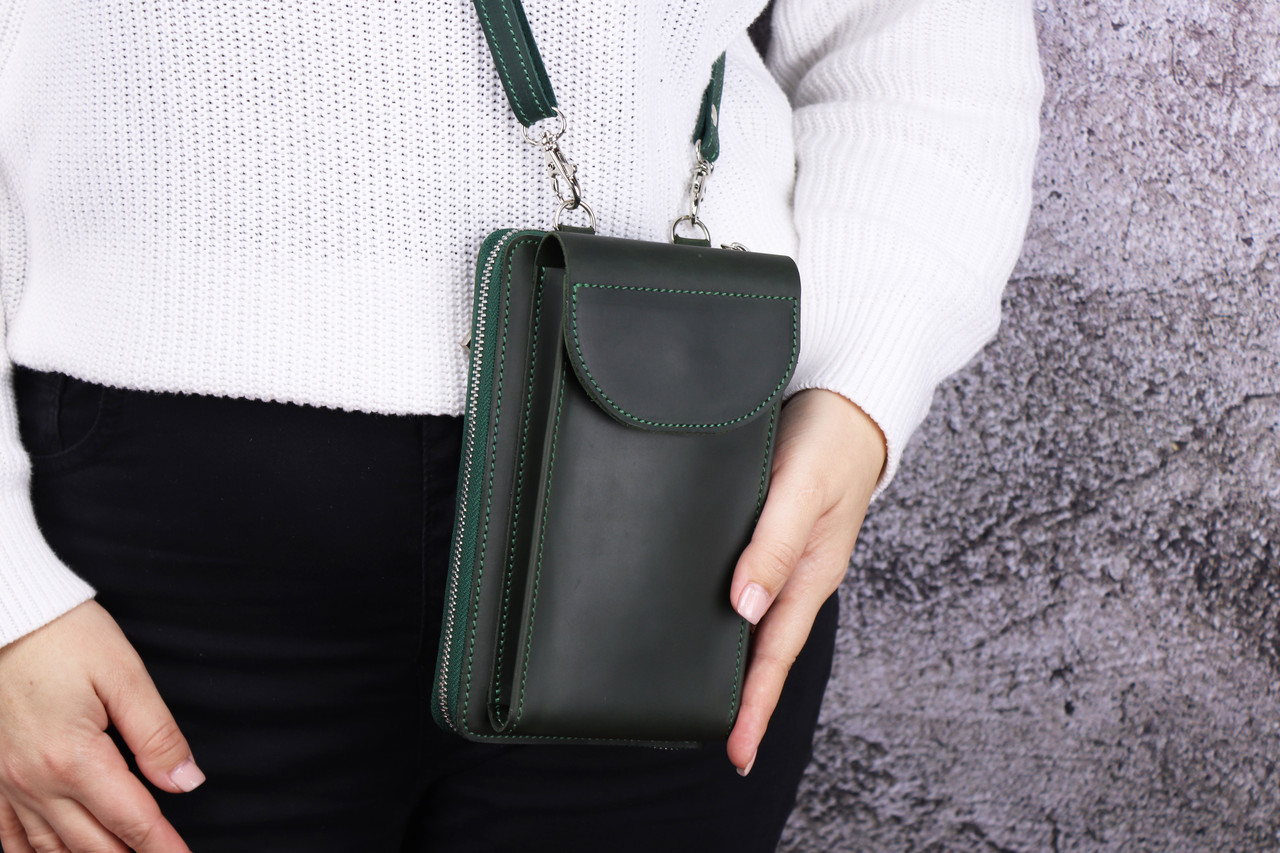 Жіноча шкіряна сумка клатч на блискавці через плече/ вертикальна зелена сумка гаманець з плечовим ремінцем