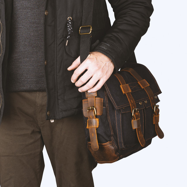 Фото сумка чоловіча Augur месенджер через плече тканинна чорна