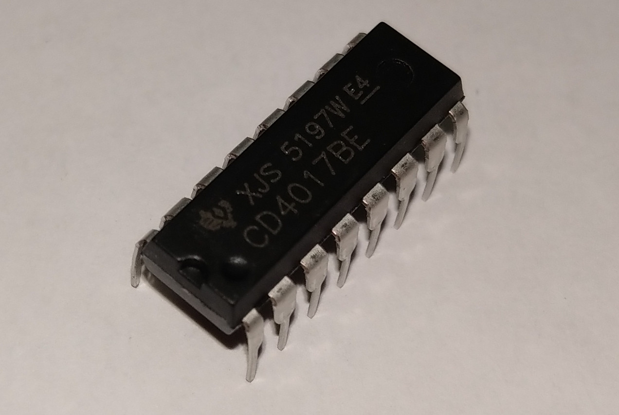 CD4017BE мікросхема стандартної логіки DIP16, фото 1