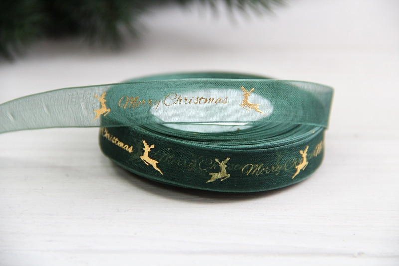 Органза " Merry Christmas та олені " 1.2 см темно зелена рулон 22.5 метри, фото 1