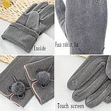 Рукавички жіночі сенсорні під замшу з хутряним помпоном. Рукавички демісезонні (червоно-коричневі), фото 3