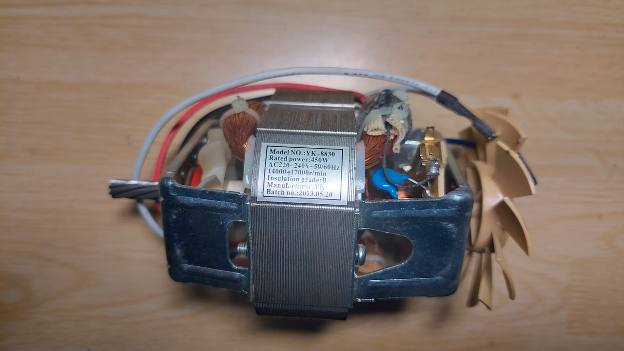 Двигун для мясорубки RS 88/30  500W