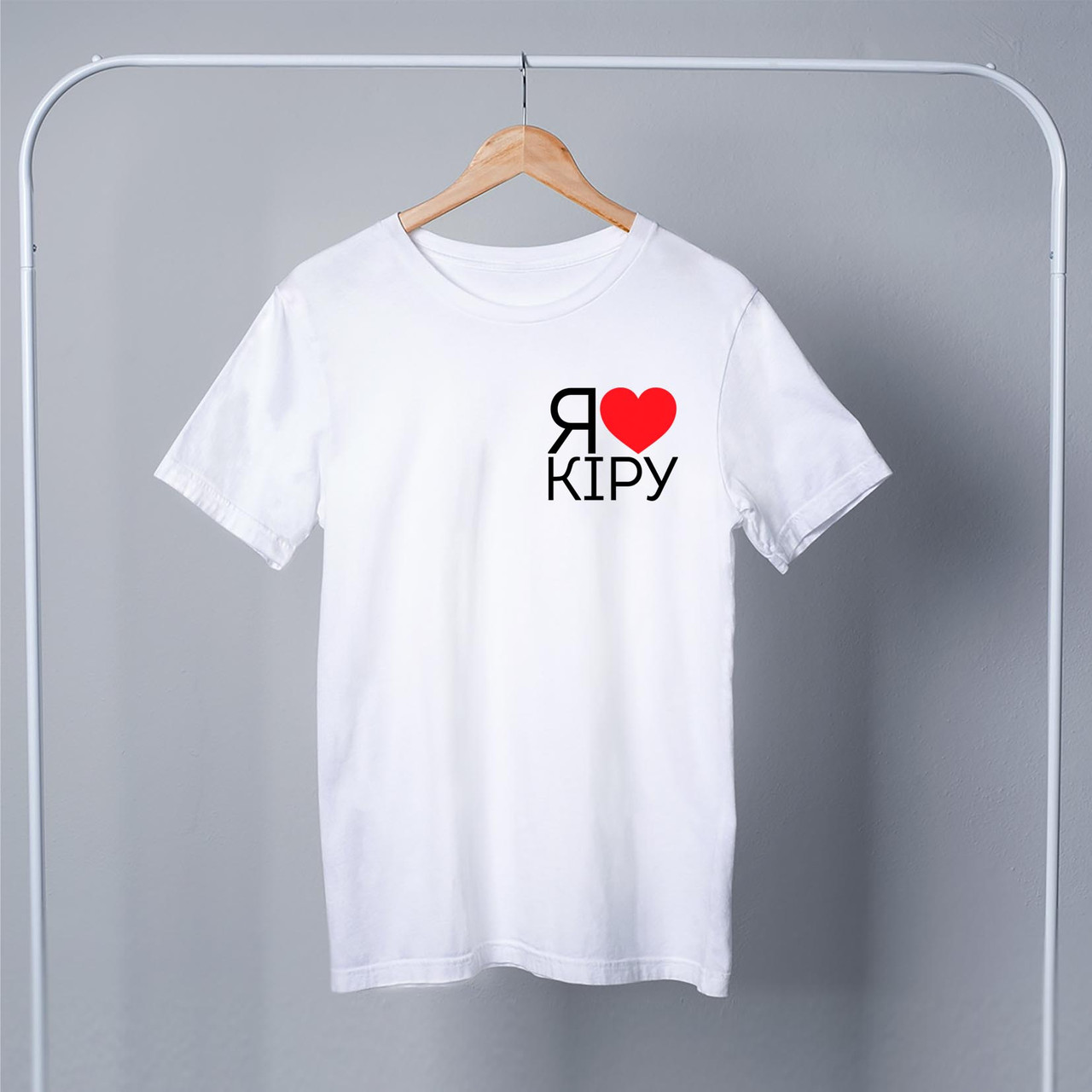 Бір қыз еркекпен сперматозоидты бөліседі Украинаның жалаңаш жігіттері