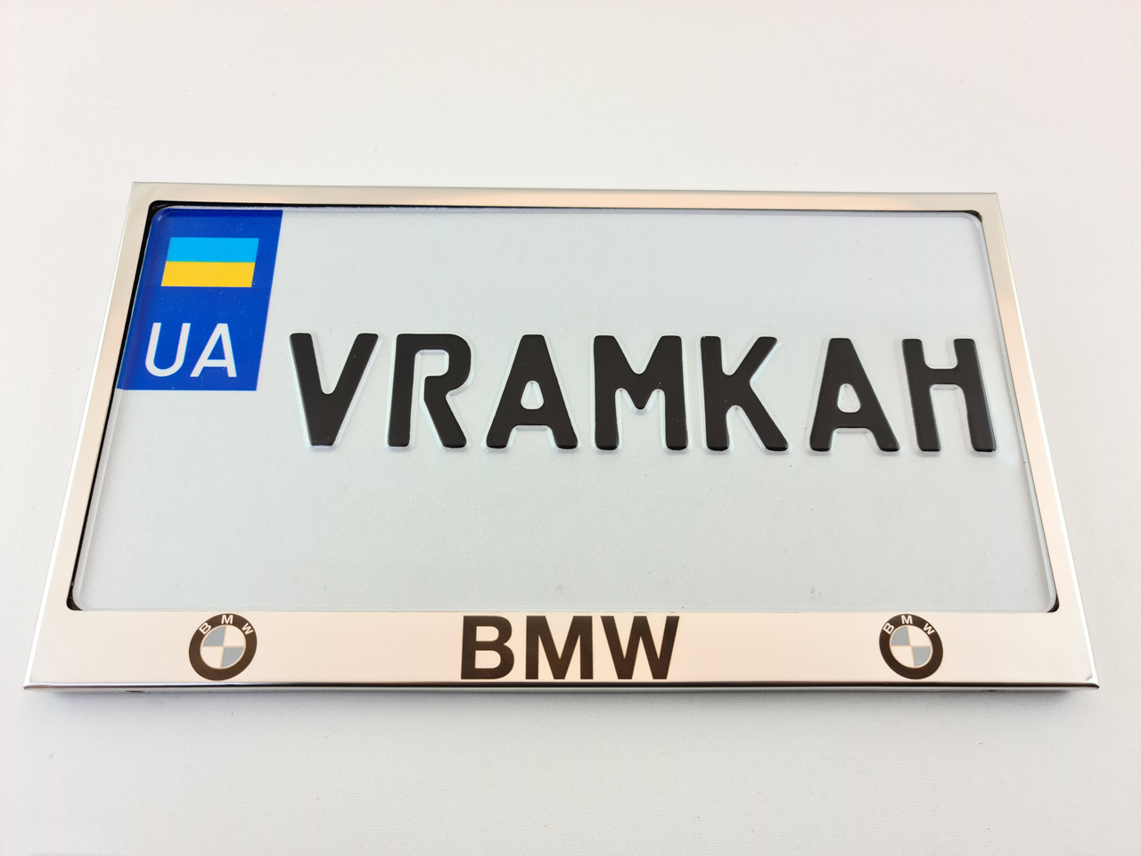 Номерна рамка для авто BMW, рамка під американський номер