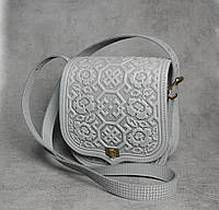 Кожаная квадратная женская сумка с тисненым орнаментом "Сварога", сумка через плечо