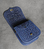 Шкіряна квадратна жіноча сумка, сумочка з тисненим орнаментом "Сварога", сумка через плече, фото 4