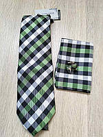 Набір чоловічої краватки, хустка та запонки