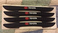 Защитные резиновые накладки на кузов Toyota