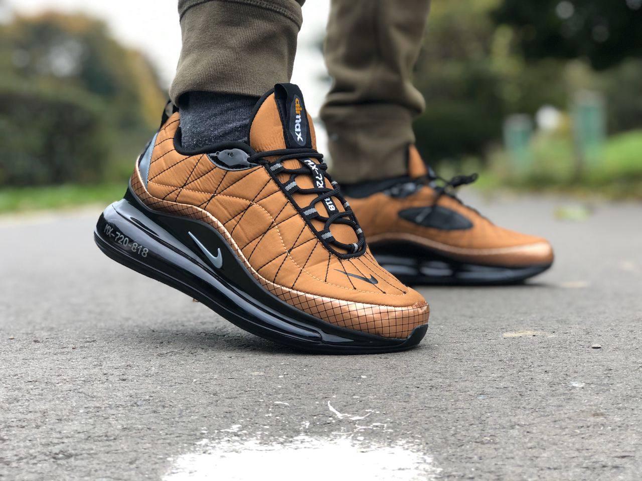 Nike air max 720 gold hotsell on feet