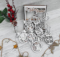 Новорічні іграшки в подарунковій коробці, новорічні іграшки та прикраси на ялинку. Кулі 8 штук