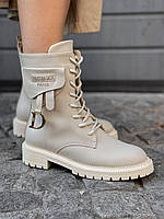 Женские ботинки Dior Boots Beige (бежевые) крутая модная демисезонная обувь 1820 кросс