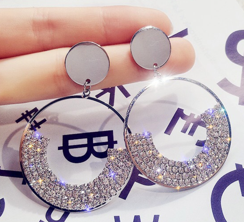 Клипсы серьги (без прокола) серебристый металл пр-во Корея интересные кольца камни очень красиво нарядно Блеск - фото 1 - id-p1717362737