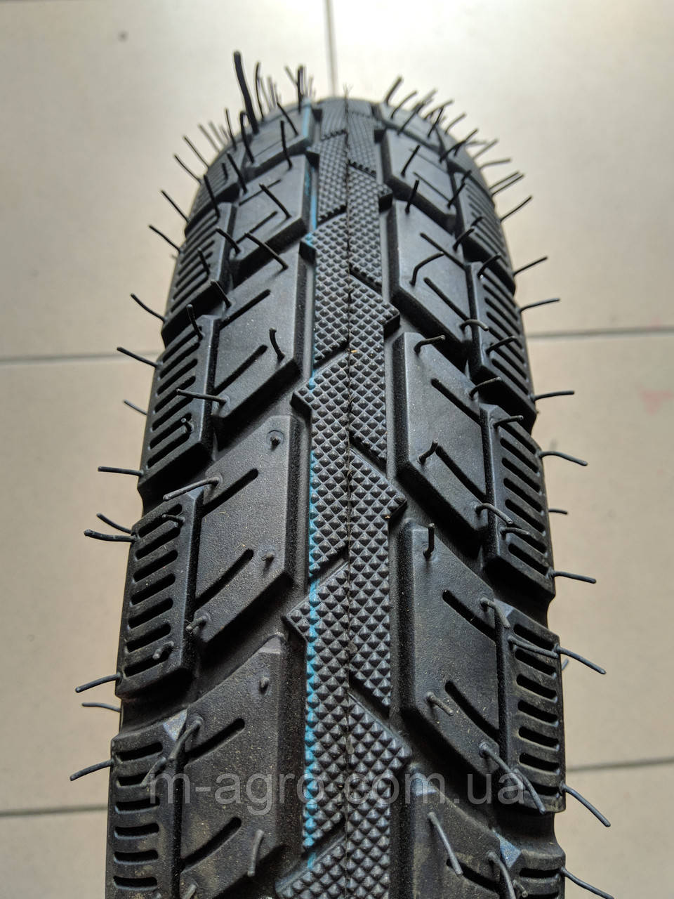 Покришка з камерою на скутер 3.00-10 8PR SC-121 (вир-во SC-TYRE)