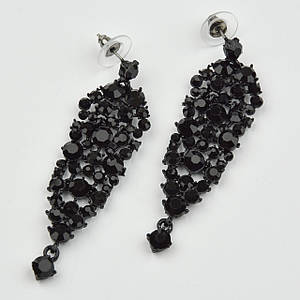 Сережки гвоздики пузети металеві чорного кольору з чорним агатом довжина сережки 6,5 см ширина 19 мм