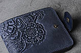 Шкіряний гаманець з тисненим орнаментом ручної роботи, фото 7