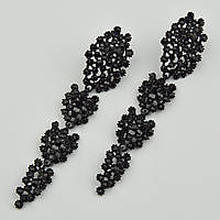Серьги гвоздики пуссеты металлические черного цвета цветочки с черными стразами длина 9 см ширина 19 мм