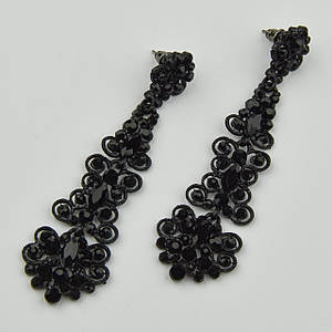 Сережки гвоздики пузети металеві чорного кольору з чорними стразами довжина 7,5 см ширина 20 мм