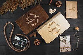 Дерев'яна коробочка для фотографій 13х18 см і відділом під флешку