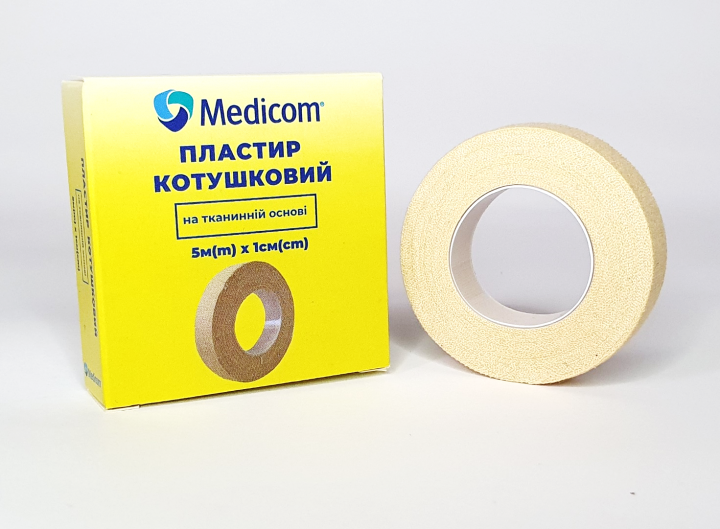Пластир медичний котушковий Medicom на тканинній основі 5м x 1см