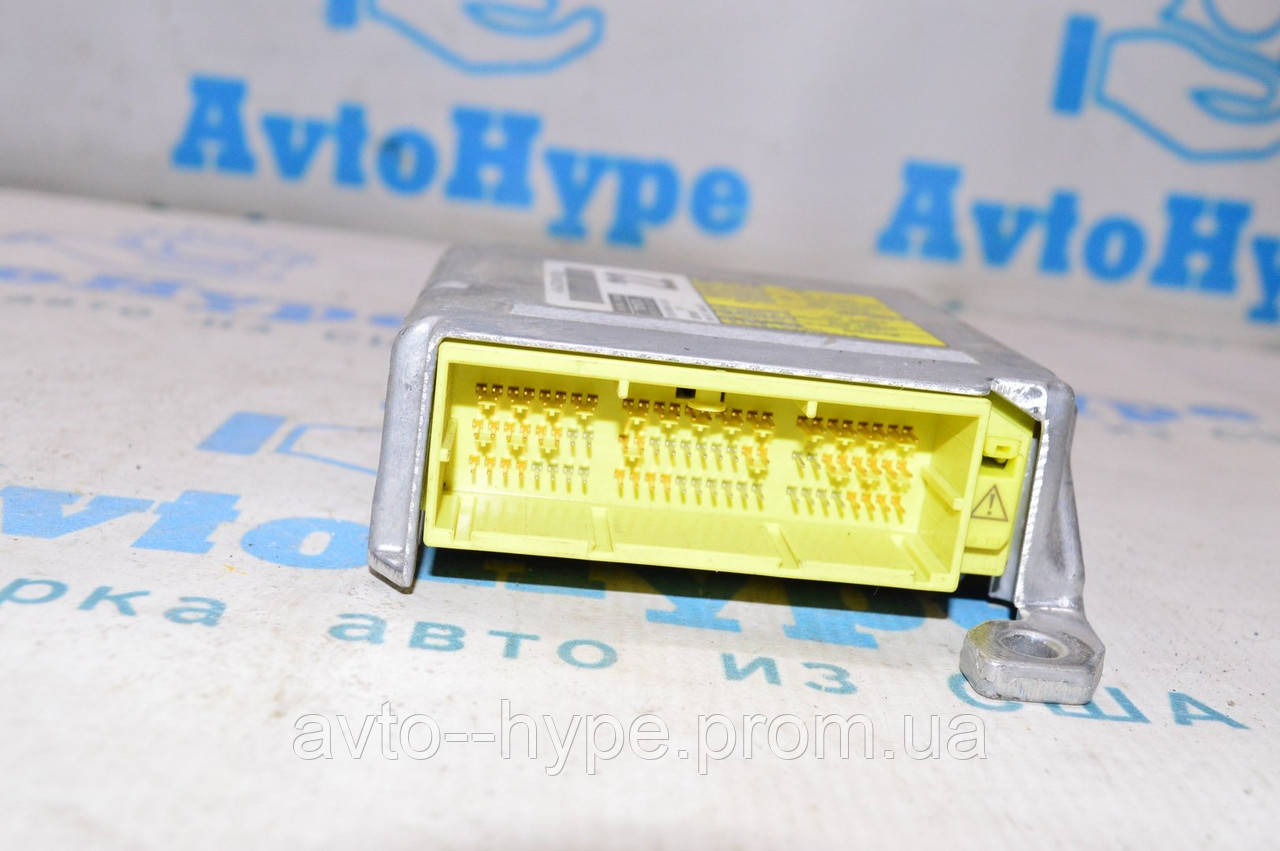 Модуль srs airbag компьютер подушек безопасности Toyota Highlander 14