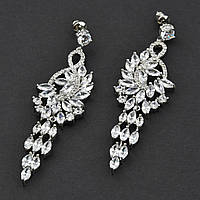 Сережки гвоздики металеві сріблясті з кришталевими камінцями Сваровскі пелюстка довжина 7 см ширина 20 мм