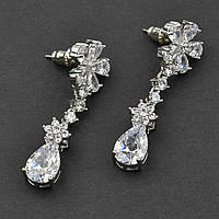 Сережки гвоздики металеві сріблясті квіточки зі стразами Сваровскі довжина 4,5 см ширина 13 мм