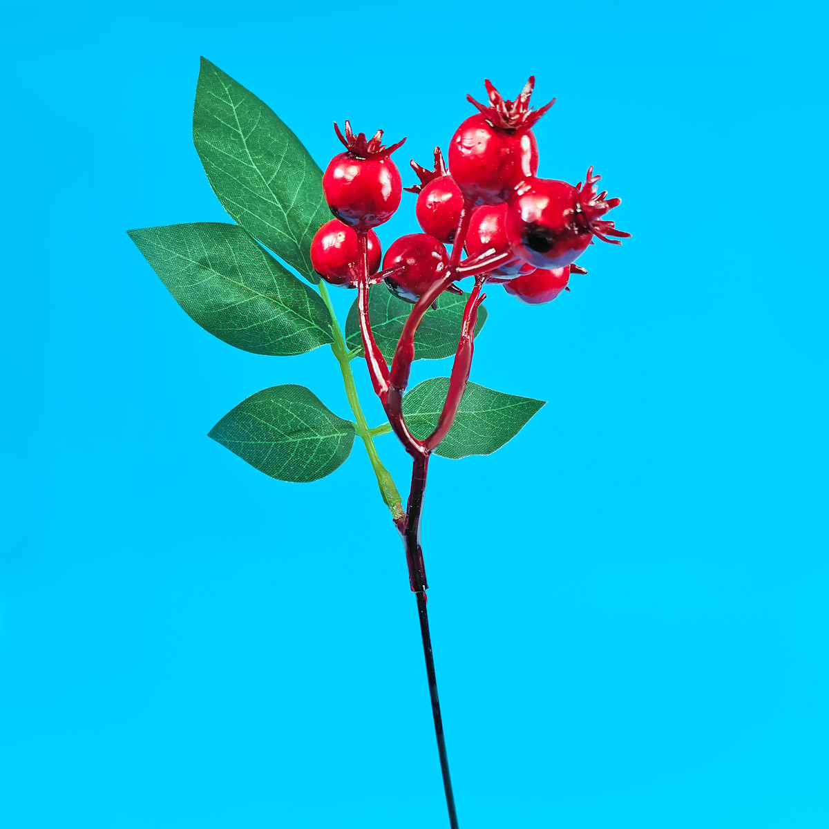 Штучна гілочка з червоними плодами дикої троянди (30 см), фото 1