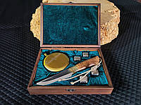 Ножовий подарунковий набір для чоловіка "Gentleman" — з авторським ножем,флягою та камінням для віскі у футлярі