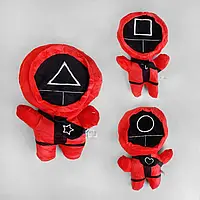 Дитяча м'яка іграшка Гра в Кальмара C 50232 "Надзірювач", 3 різновиди, 30 см