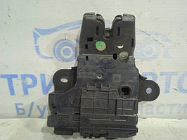 Замок кришки багажника Chevrolet