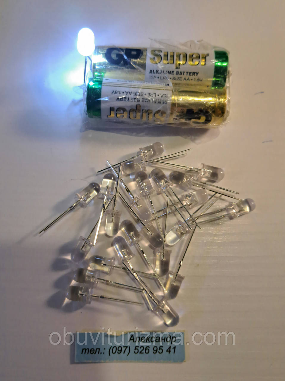 Светодиод на фонарик LED WHITE 20000mcd 20штук