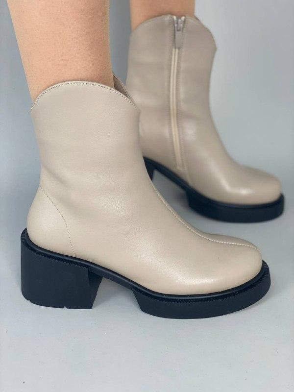 Жіночі зимові черевики ShoesBand Бежеві натуральні шкіряні всередині напіввовна 39 (25,5 см) (Ѕ89051з)