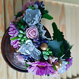 Обідок із квітами та ягодами в бузковими, білими та рожевими квітами., фото 4