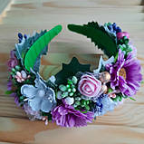 Обідок із квітами та ягодами в бузковими, білими та рожевими квітами., фото 3