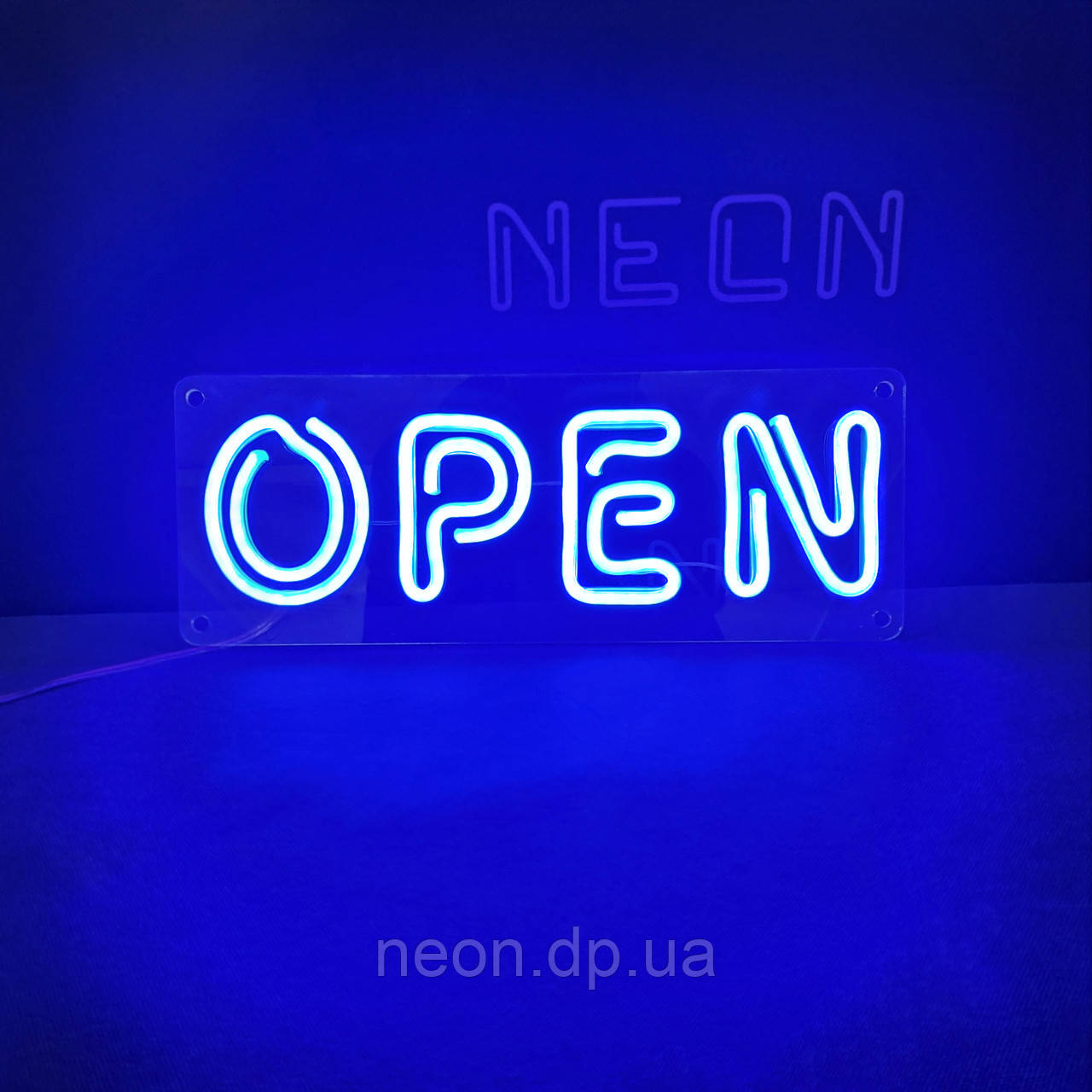 Неонова вивіска "Open"