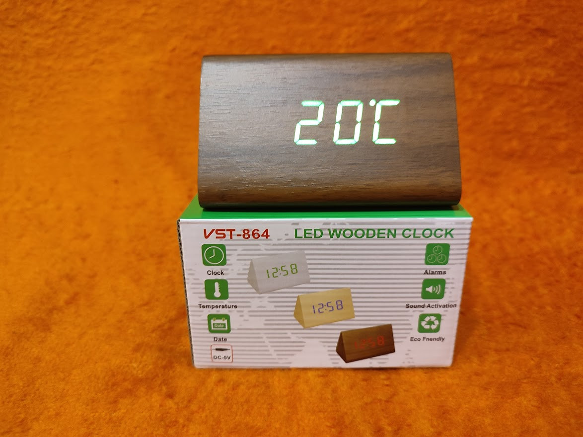 Годинник мережевий VST-864-4 зелена підсвідка, (корпус коричневий), USB