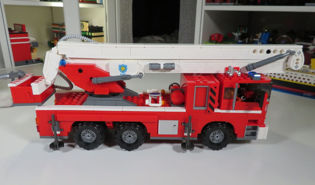 Блоковий конструктор пожежна машина Якісний конструктор пожежний автомобіль