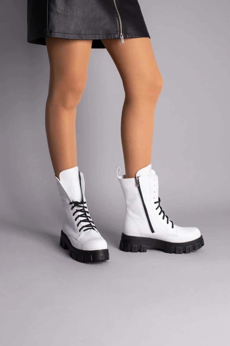 Жіночі демісезонні черевики ShoesBand Білі натуральні шкіряні всередині байка 40 (25,5-26 см) (S55431-1д)